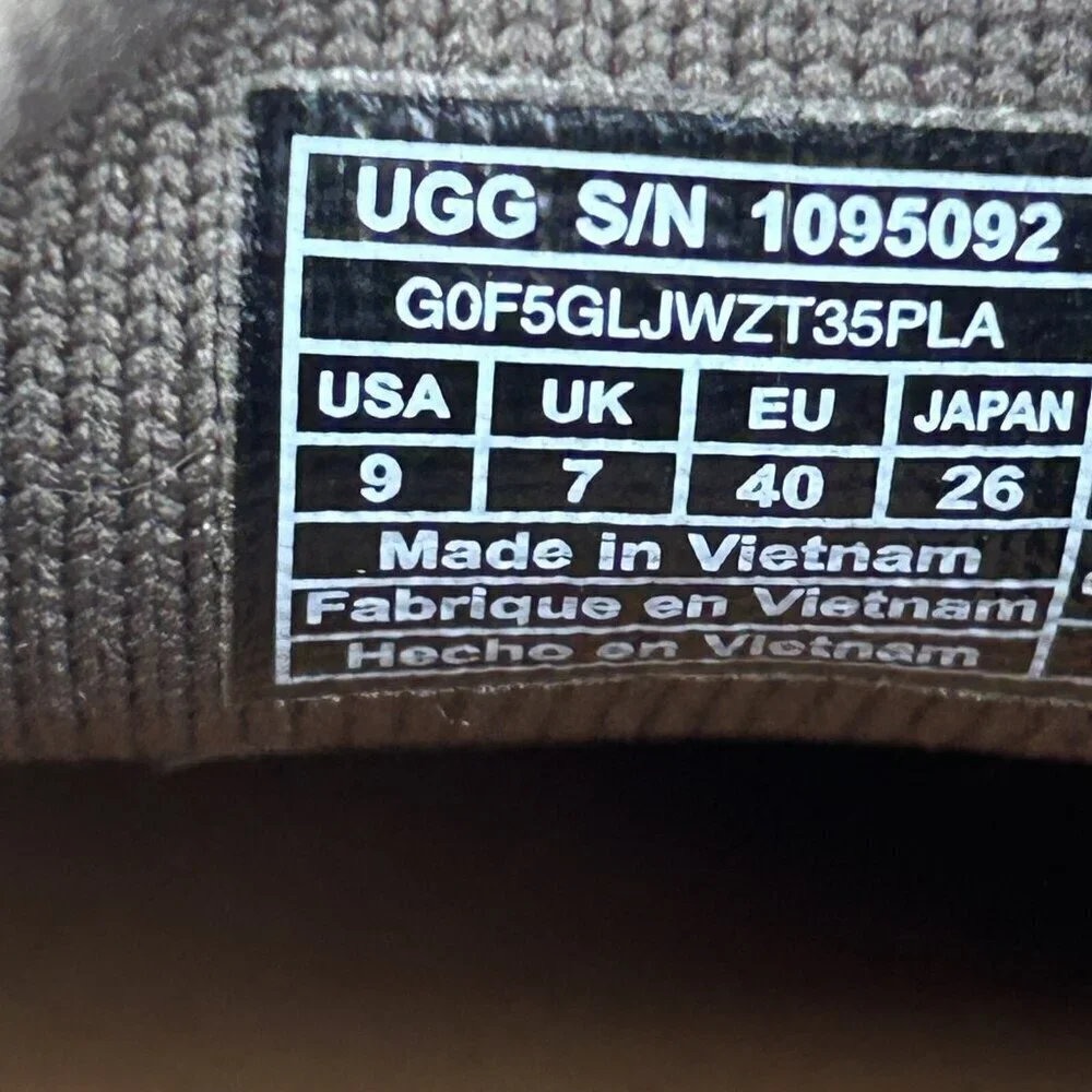 Ugg Sidney Olive Green Sneakers Mesh Lace Up Low top Trainers Size 9